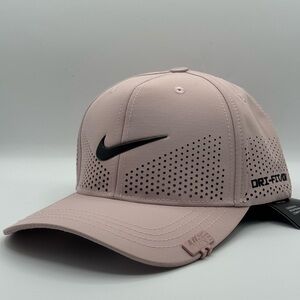 Nike DRI-FIT ADV Swoosh Cap